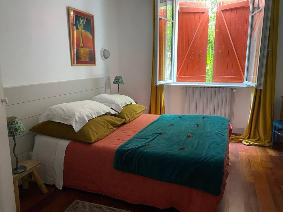 Appartement En Rez De Jardin 씨부르 외부 사진