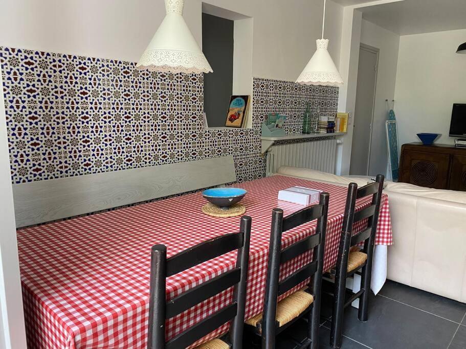 Appartement En Rez De Jardin 씨부르 외부 사진