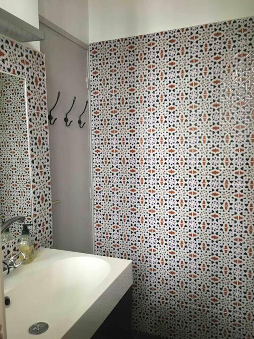Appartement En Rez De Jardin 씨부르 외부 사진